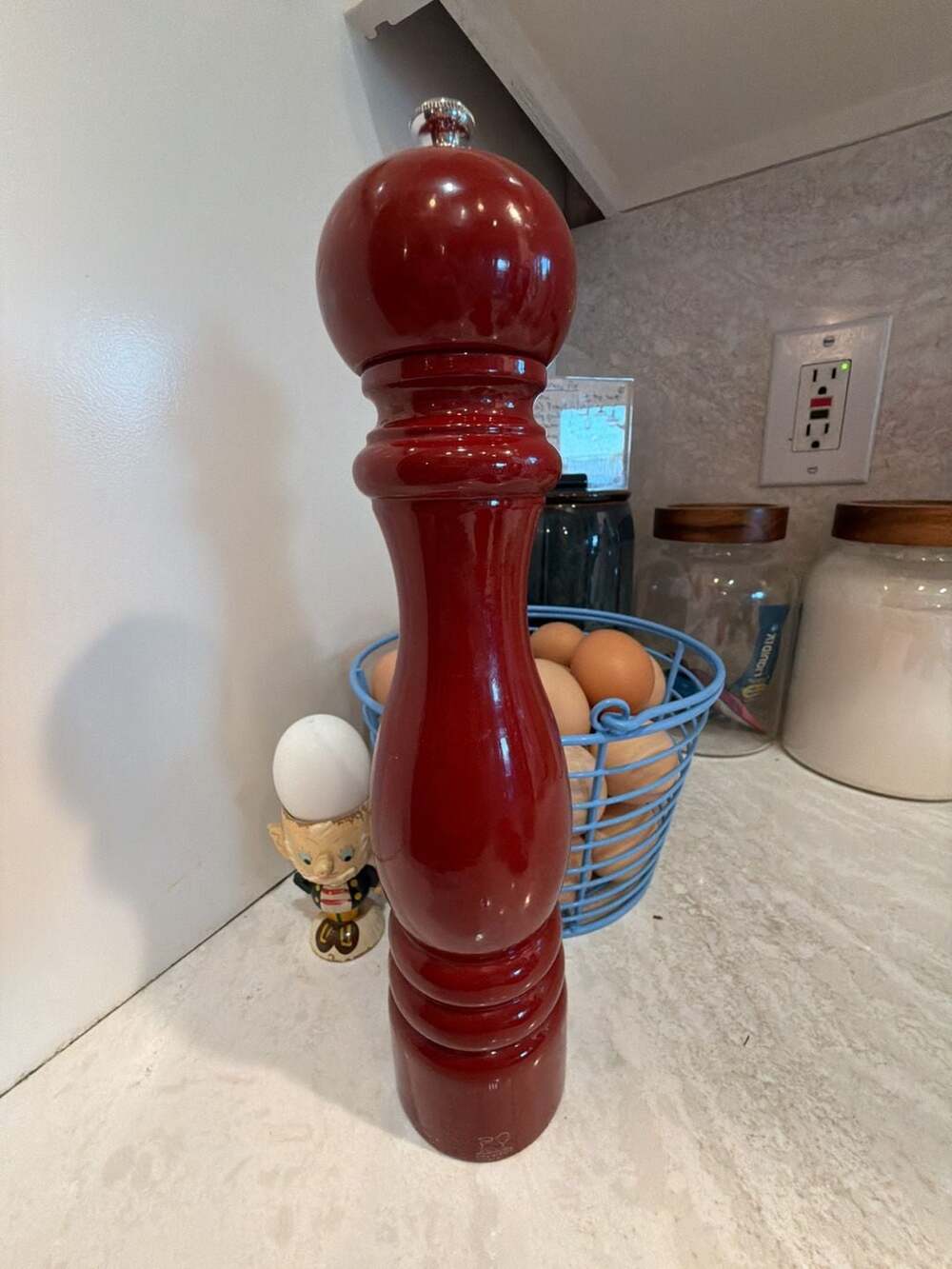 Peugeot Paris Classic Red Lacquered Wood Pepper Mill